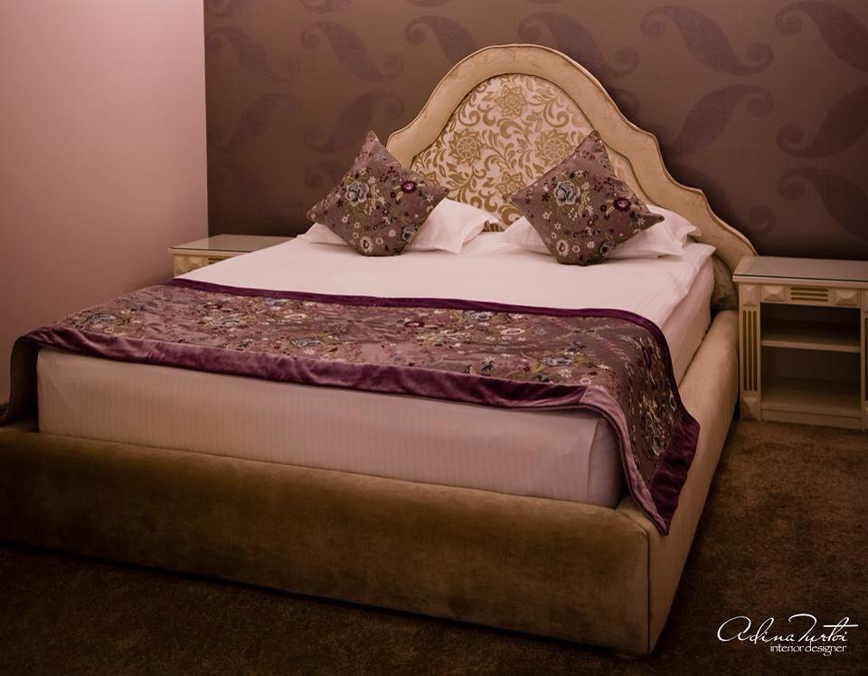 Hotel Goya Collection Тыргу-Жиу Экстерьер фото